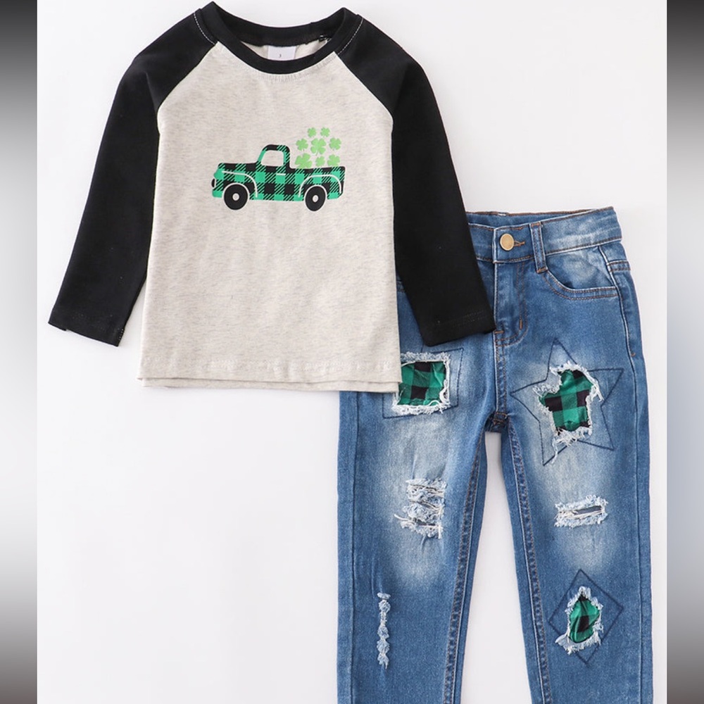 NWT- BOYS SIZE (12)M CLOVER DENIM JEANS SET